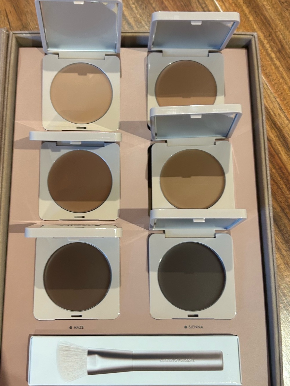 New summer Fridays bronzer butter balm 6 pack with brush - Picture 3 of 4
